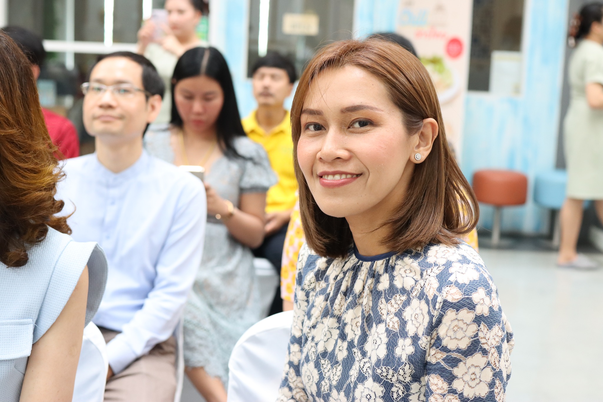 พิธีเปิดศูนย์ความงาม สาขาบางกระดี  จ.ปทุมธานี