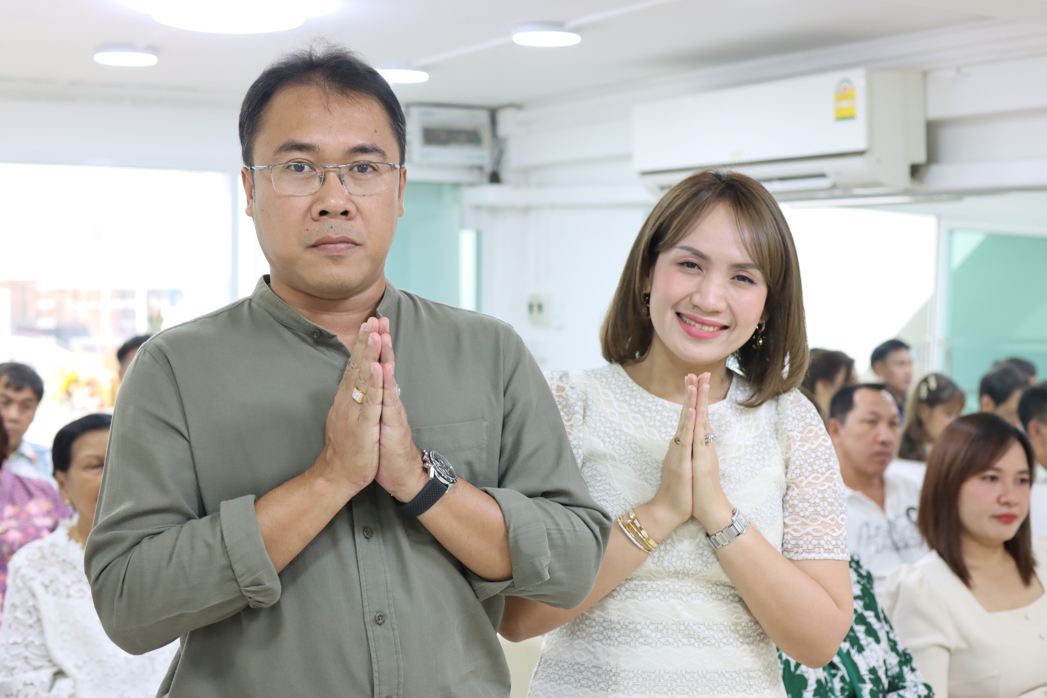 พิธีเปิดศูนย์ความงามสาขาอุดมสุข กทม.