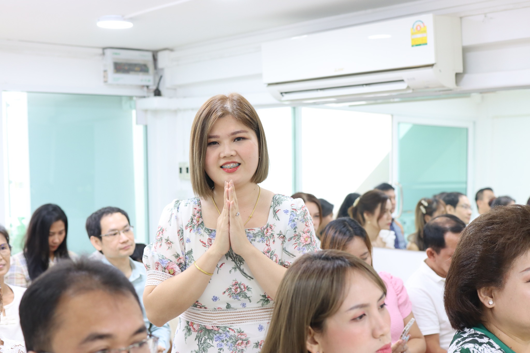 พิธีเปิดศูนย์ความงามสาขาอุดมสุข กทม.