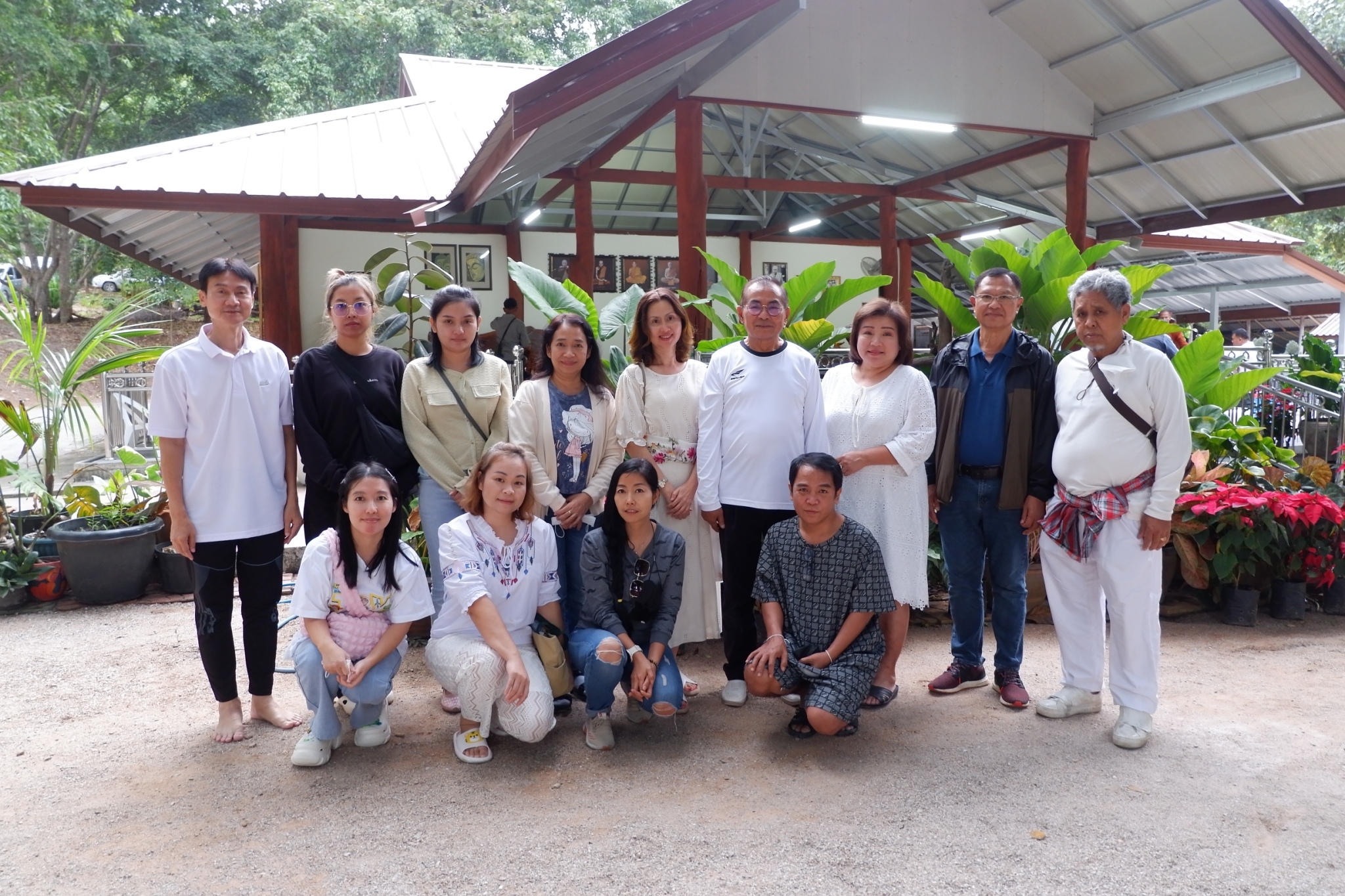 สะโรรักษ์ร่วมบุญผ้าป่าสามัคคีซื้อที่ดินถวายวัดป่าพุทธรรมผาบ่อง จ.เลย