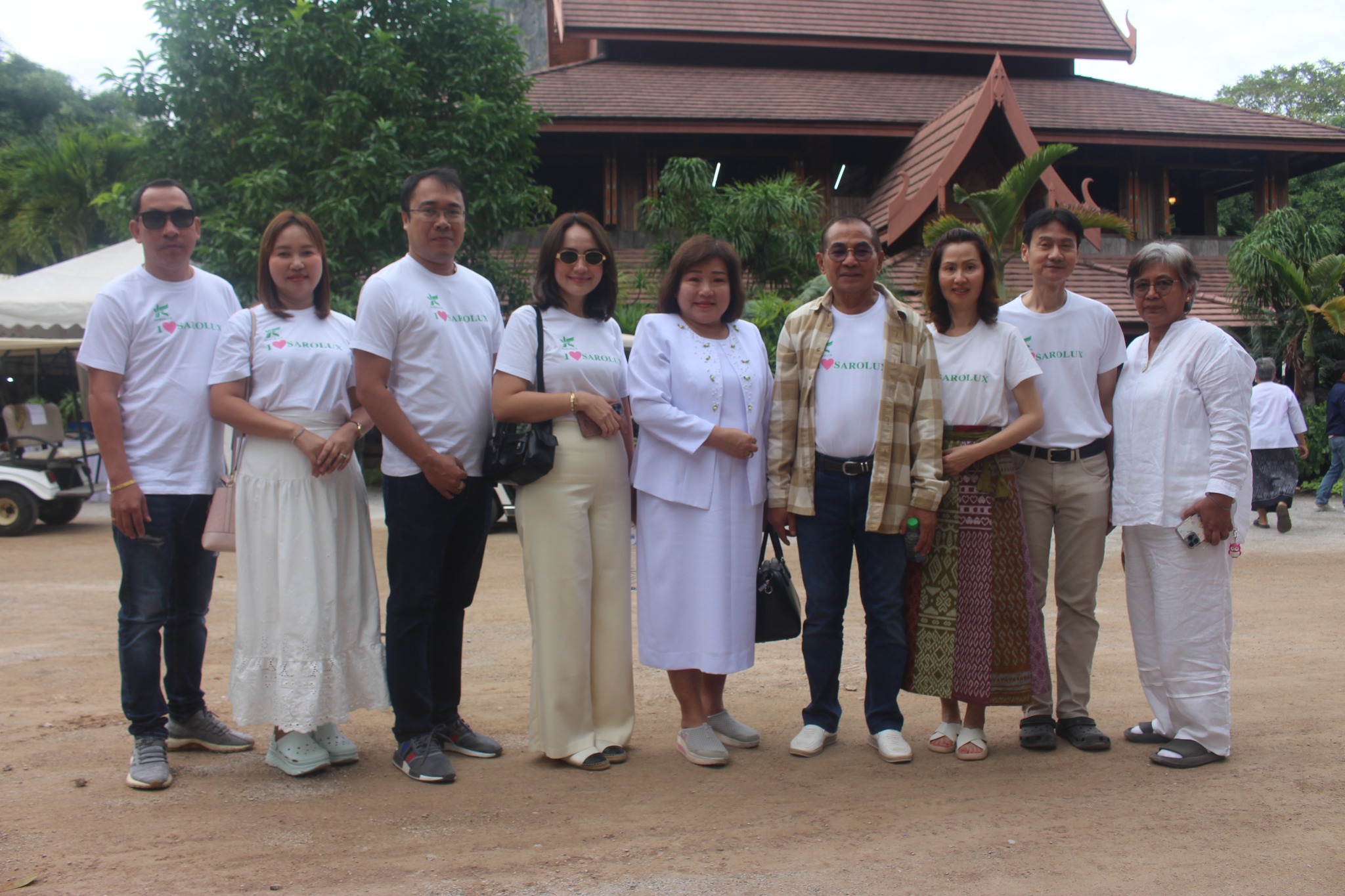 สะโรรักษ์ร่วมบุญผ้าป่าสามัคคีซื้อที่ดินถวายวัดป่าพุทธรรมผาบ่อง จ.เลย