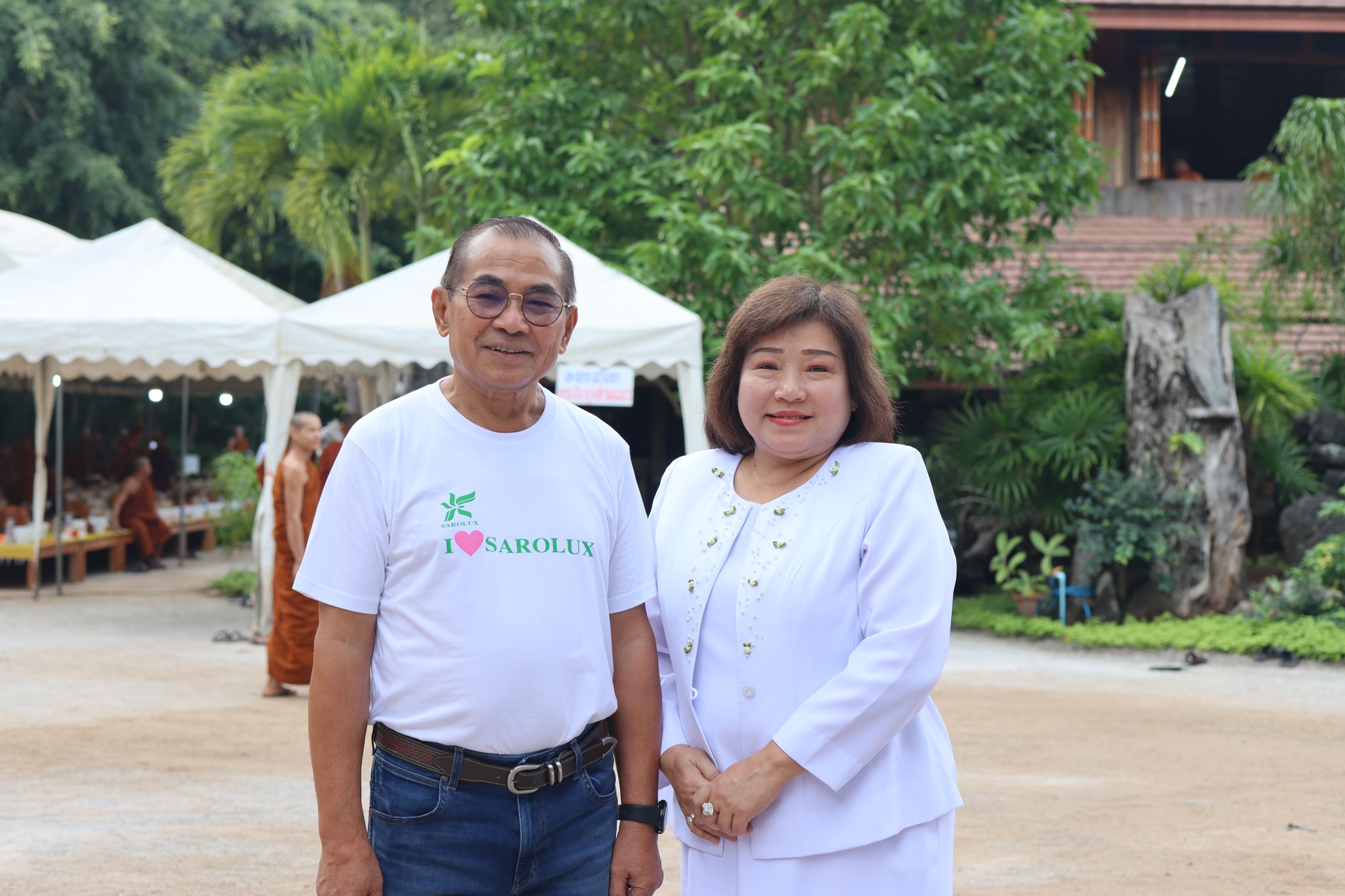 สะโรรักษ์ร่วมบุญผ้าป่าสามัคคีซื้อที่ดินถวายวัดป่าพุทธรรมผาบ่อง จ.เลย