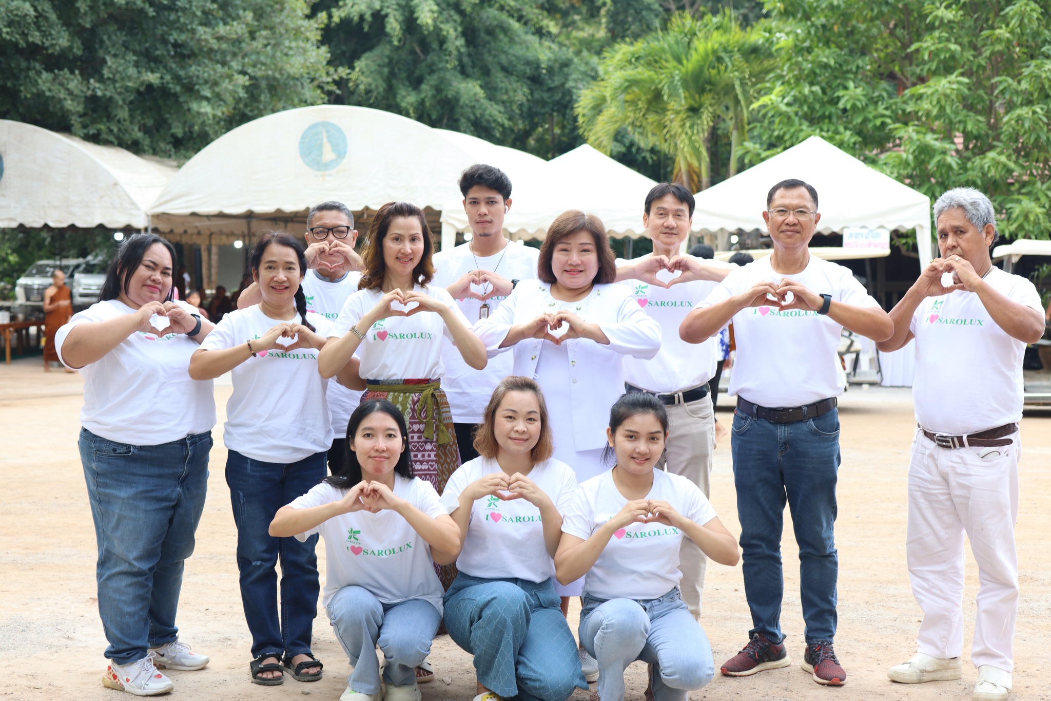 สะโรรักษ์ร่วมบุญผ้าป่าสามัคคีซื้อที่ดินถวายวัดป่าพุทธรรมผาบ่อง จ.เลย