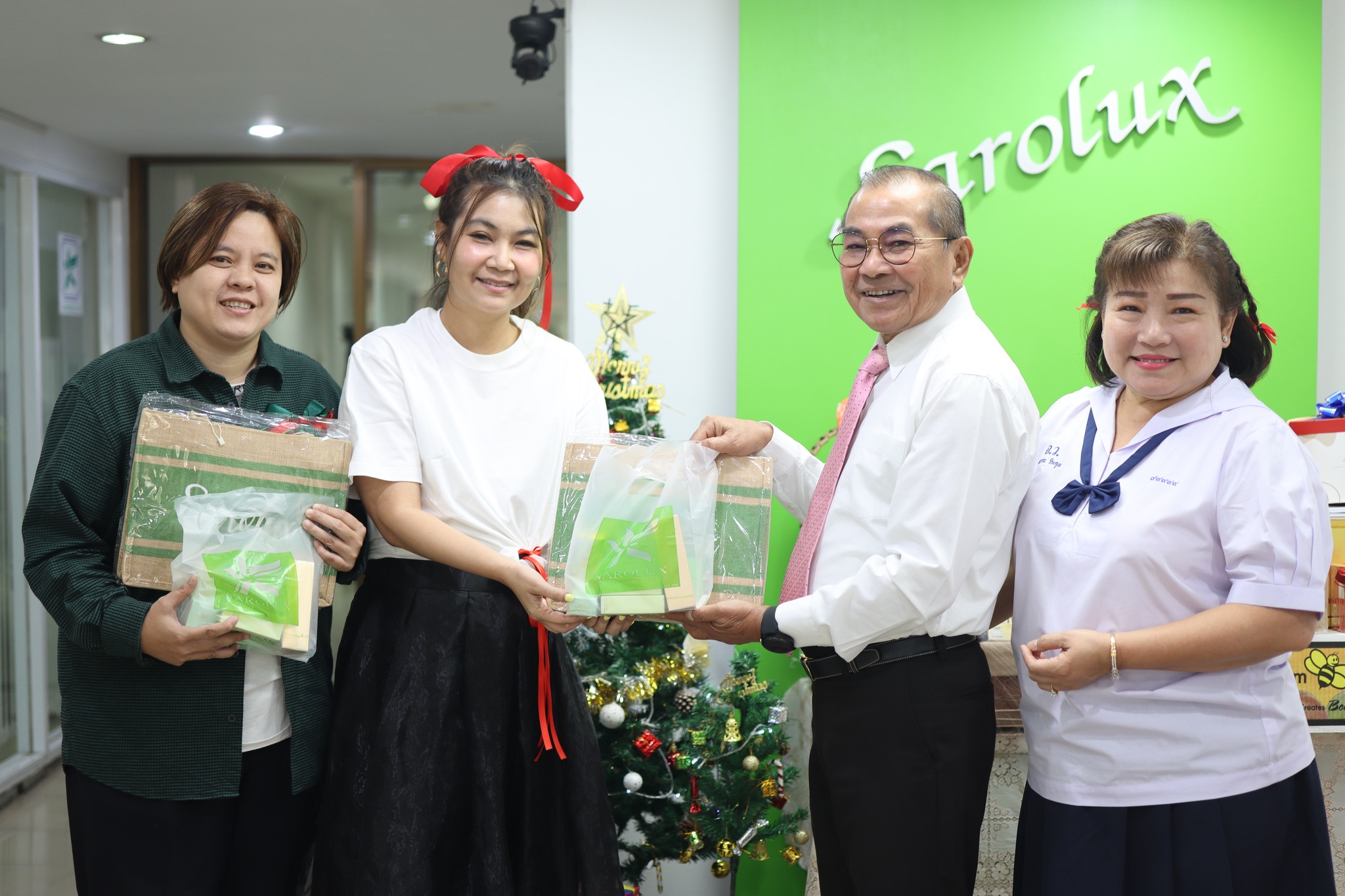 งานสังสรรค์ประจำปี 2566 Sarolux Back to school