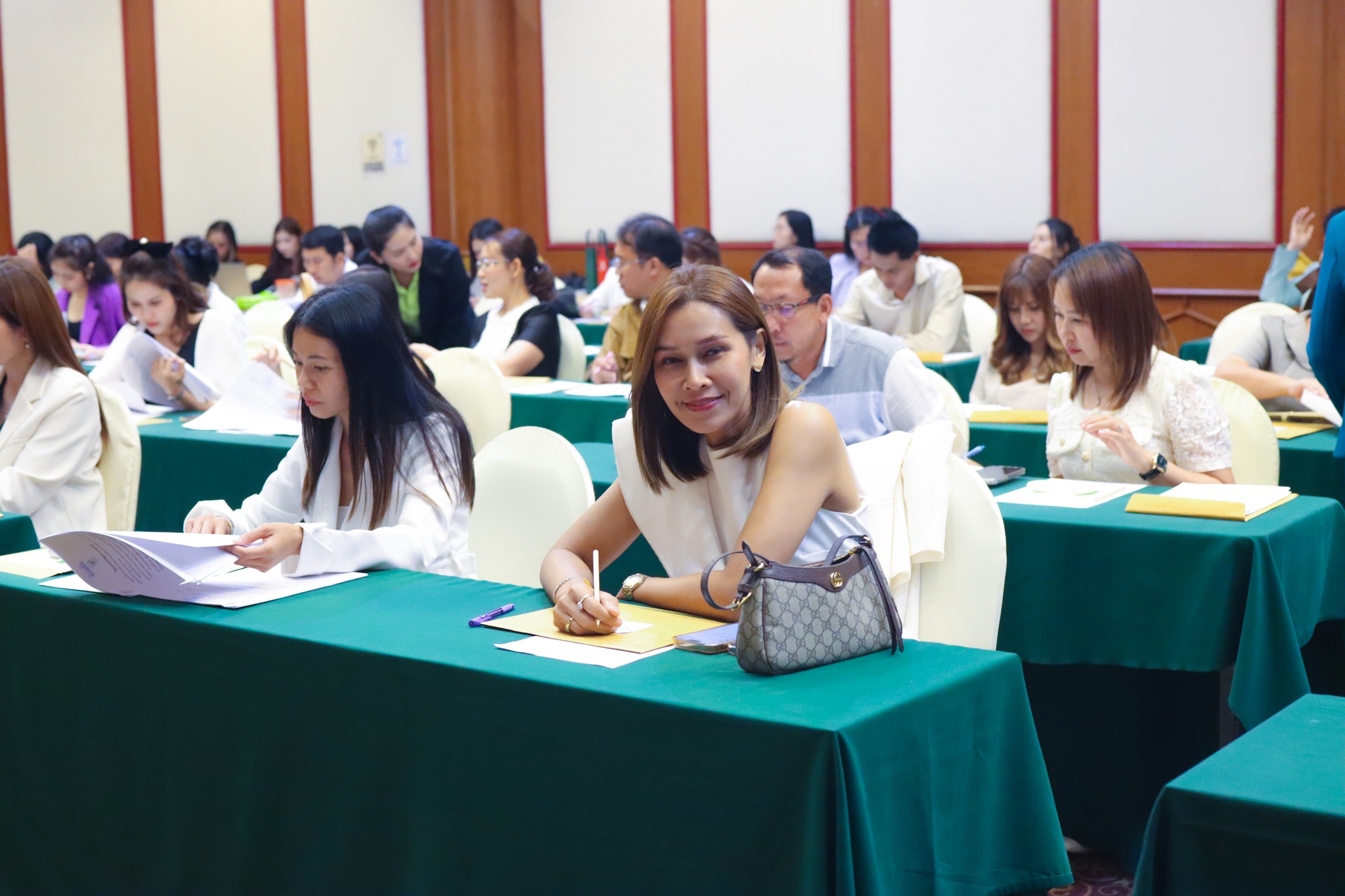 พิธีต่อสัญญาแฟรนไชร์ศูนย์ความงามสะโรรักษ์วันที่ 13 มิถุนายน 2568