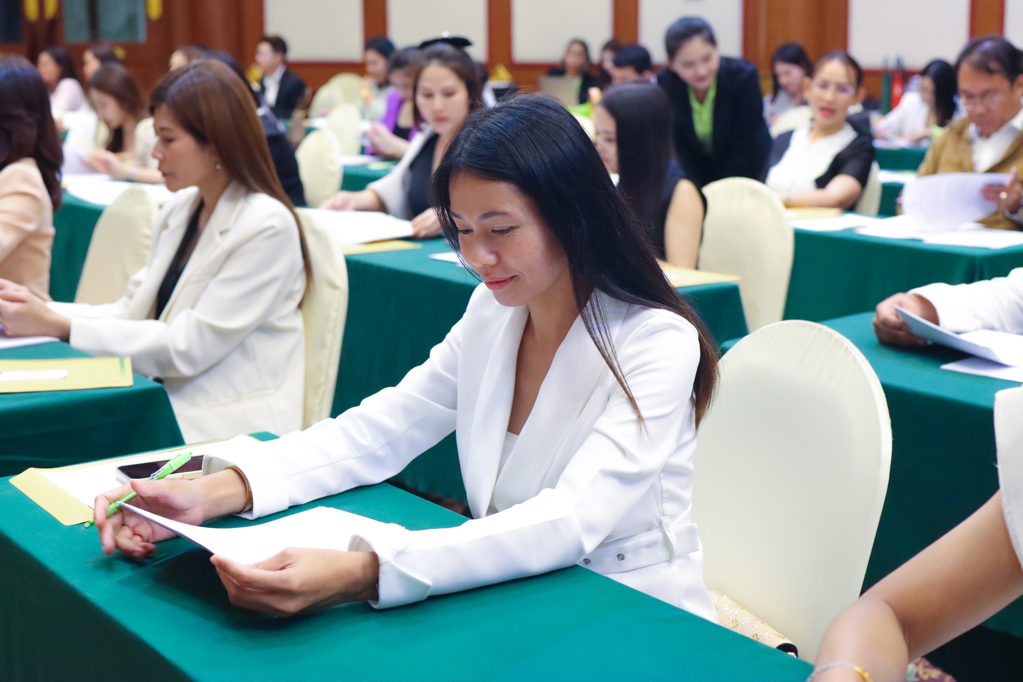 พิธีต่อสัญญาแฟรนไชร์ศูนย์ความงามสะโรรักษ์วันที่ 13 มิถุนายน 2568