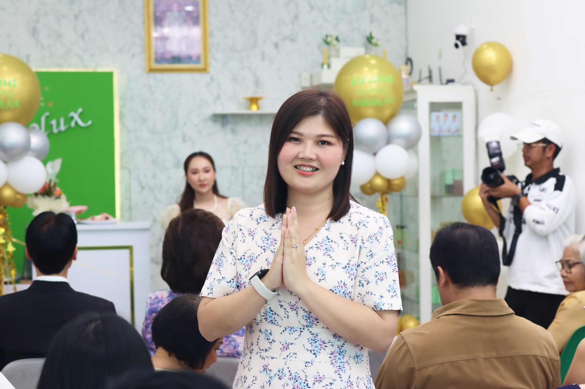 พิธีเปิดศูนย์ความงามสะโรรกษ์สาขาแม่กลอง จ.สมุทรสงคราม พิธีเปิดศูนย์ความงามสะโรรกษ์สาขาแม่กลอง จ.สมุทรสงคราม